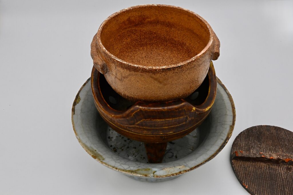 鉄釉蓋付土鍋／焜炉／水入（黒田陶々庵 識箱）