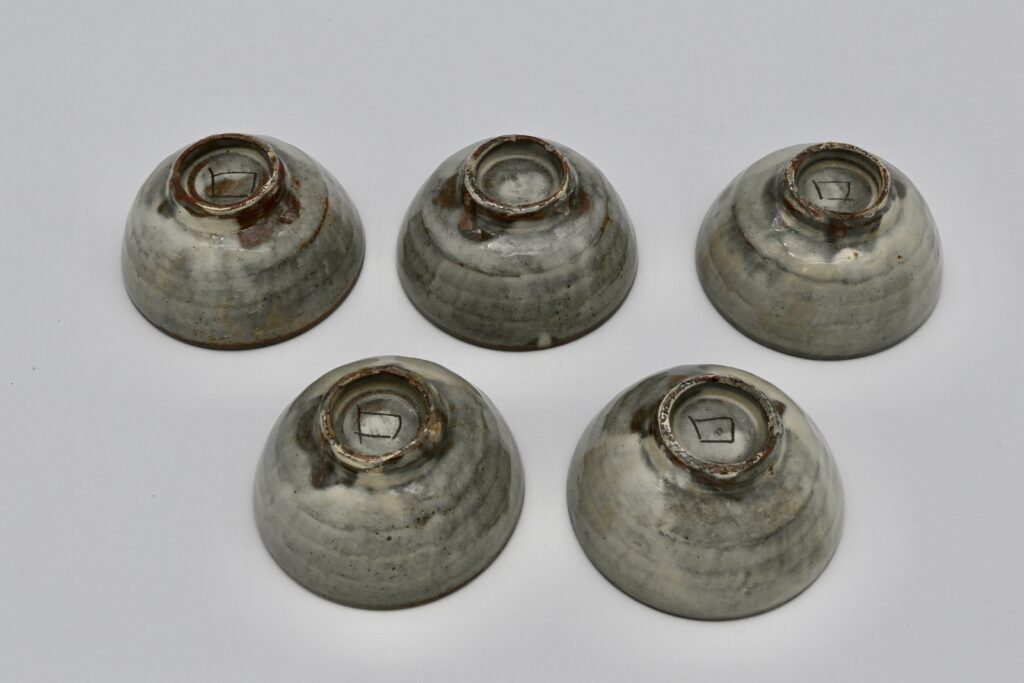 皮鯨手汲出碗 5客（黒田陶々庵 識箱）