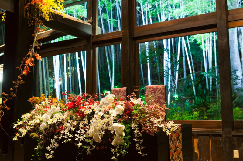 豪華に彩られた高砂