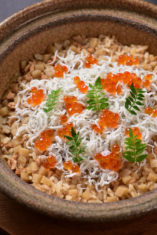 いくらとシラスの炊き込みご飯