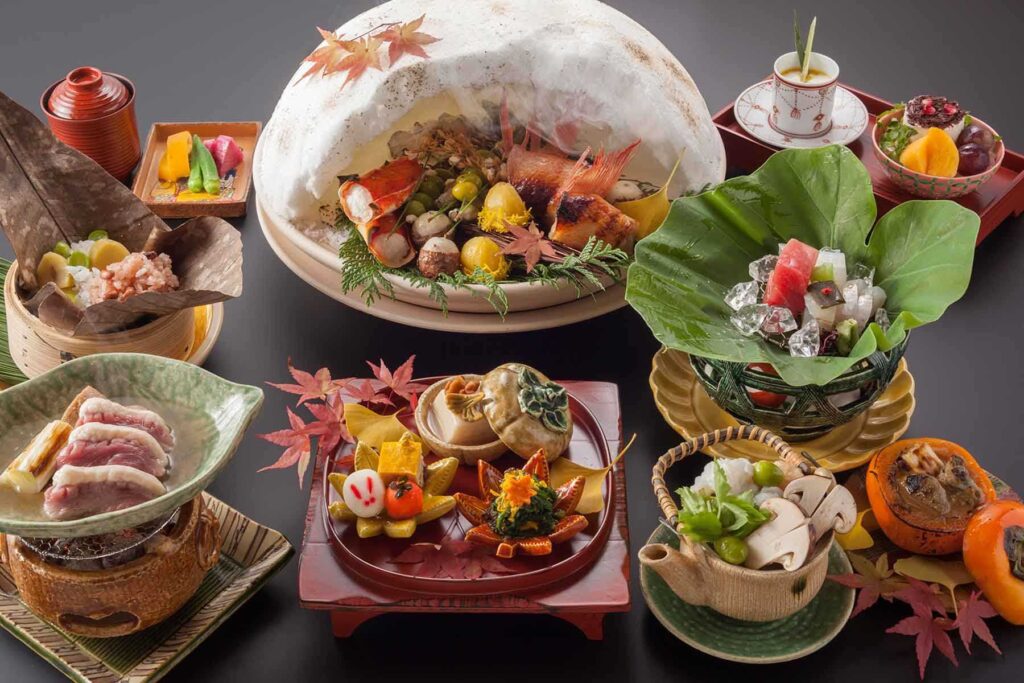 秋の彩り豊かな会席料理